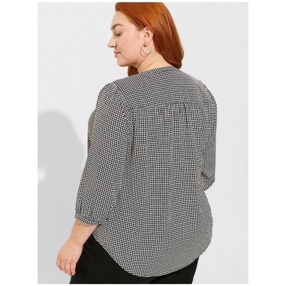 TORRID Harper Blouse | Checkered Black White 3/4 Sleeve Button| SIZE 2 - Picture 3 of 9